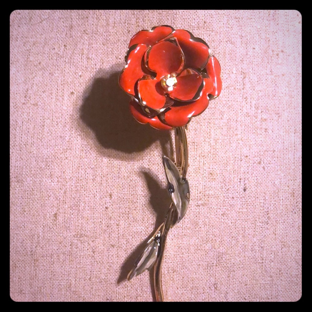 1940’s Coro flower broach